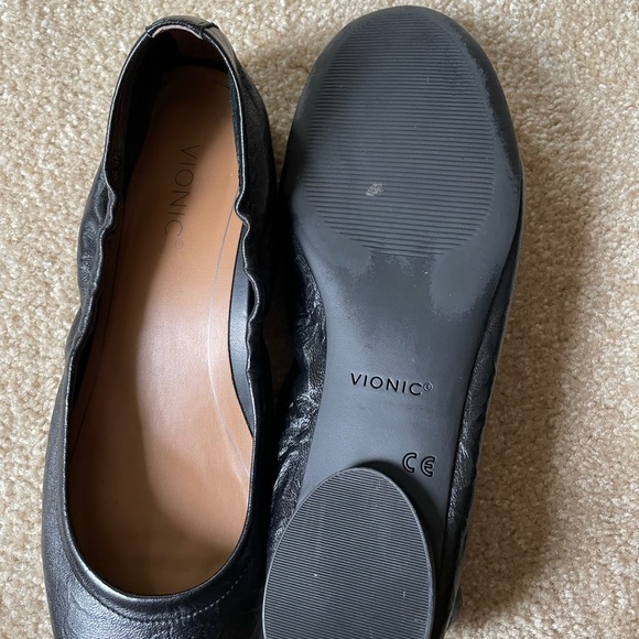 Vionic Women’s Black Ballet Flat 8M Orthotic Insole Arch. Like New condition. - Picture 5 of 6
